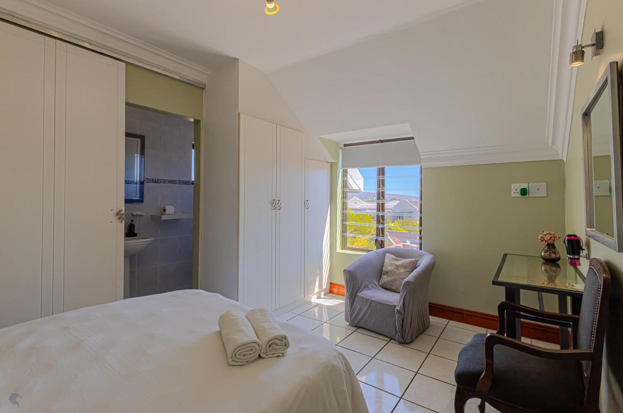 Holiday Guest House Langebaan Buitenkant foto